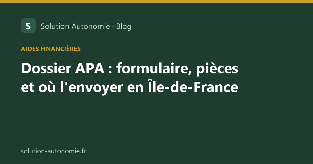 Une femme assise à une table remplit un formulaire papier à côté d'un dossier de documents administratifs, dans un appartement lumineux